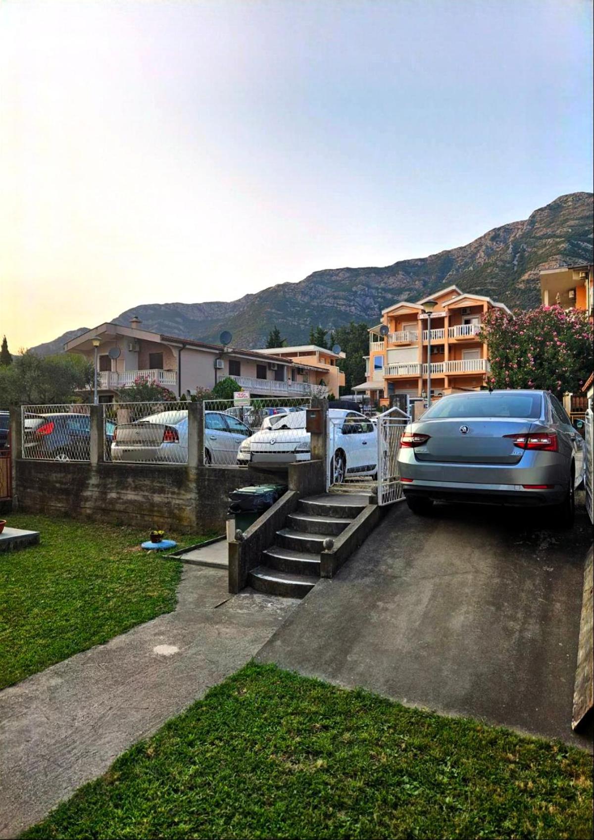 Apartments Skala ストモレ エクステリア 写真